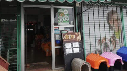 AF1QipO5GzY4tEzZ vPvJHXeZ1RD39 QoLjiBcp3jORw427 h240 k no